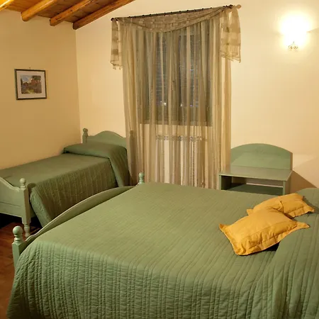 Bed & Breakfast Alhambra - Di Charme 4*
