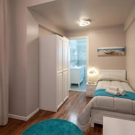 Alhambra - Di Charme Bed & Breakfast 3*