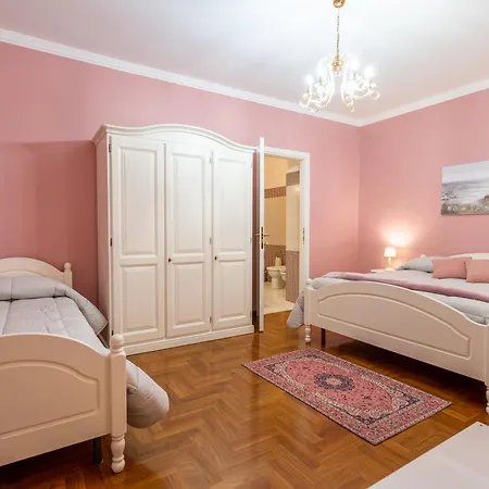 Bed & Breakfast Alhambra - Di Charme