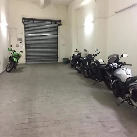 Alhambra Di Charme 4*