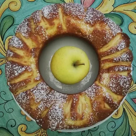 Alhambra - Di Charme Frühstückspension 4*